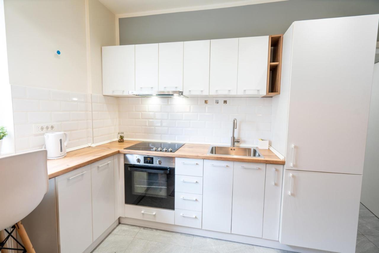 Cozy Design Apartament In Magheru Бухарест Экстерьер фото