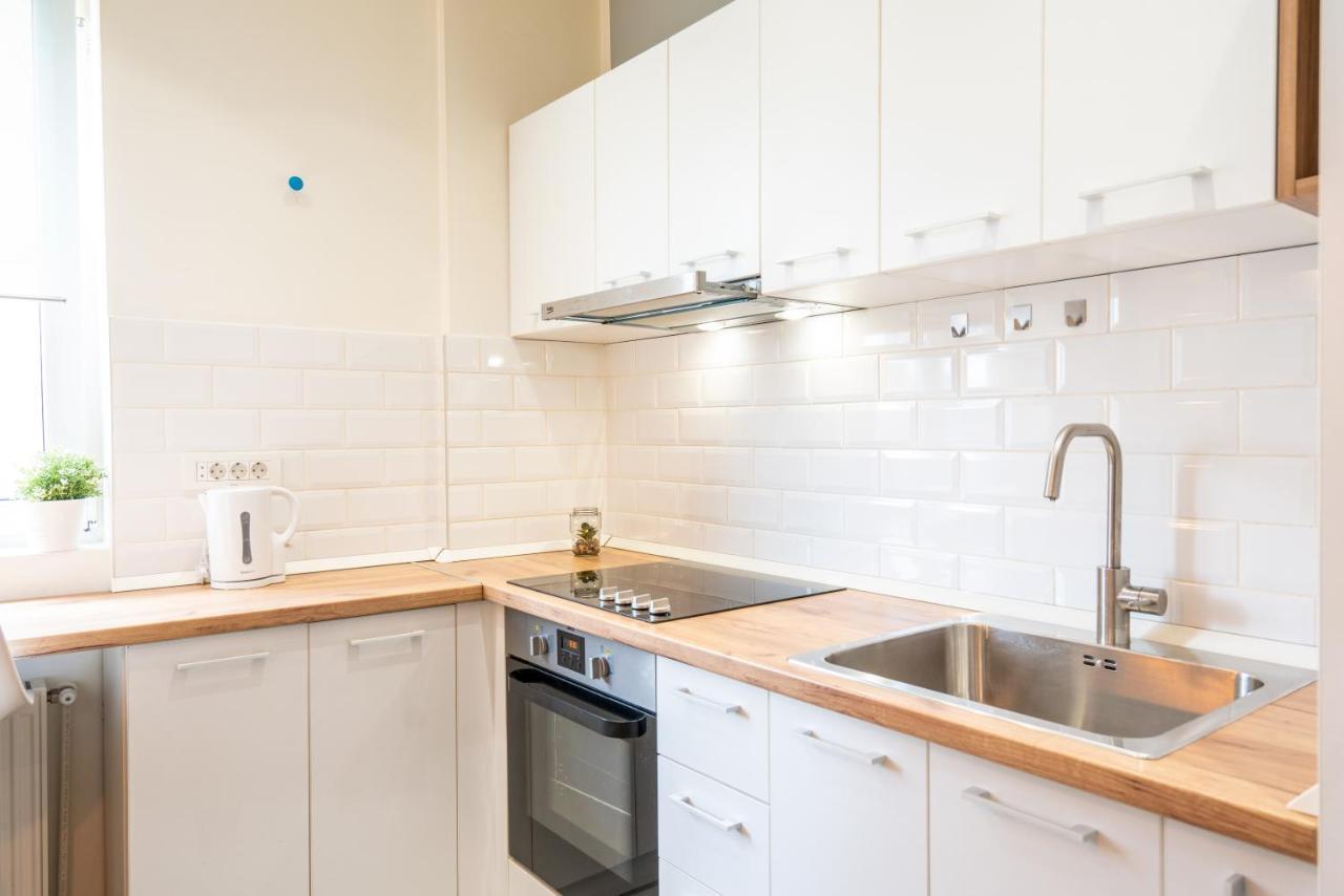 Cozy Design Apartament In Magheru Бухарест Экстерьер фото